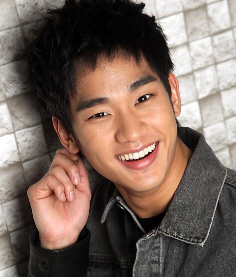 김수현 근황부터 재산, 사주, 설리, 김새론 논란까지 완벽정리